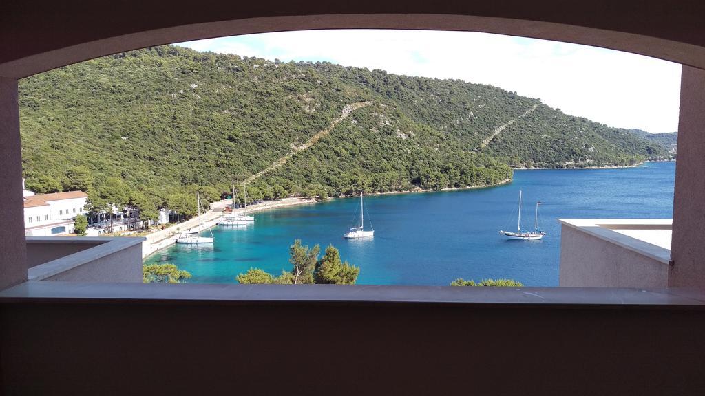 Apartments Ladesta Lastovo Chambre photo