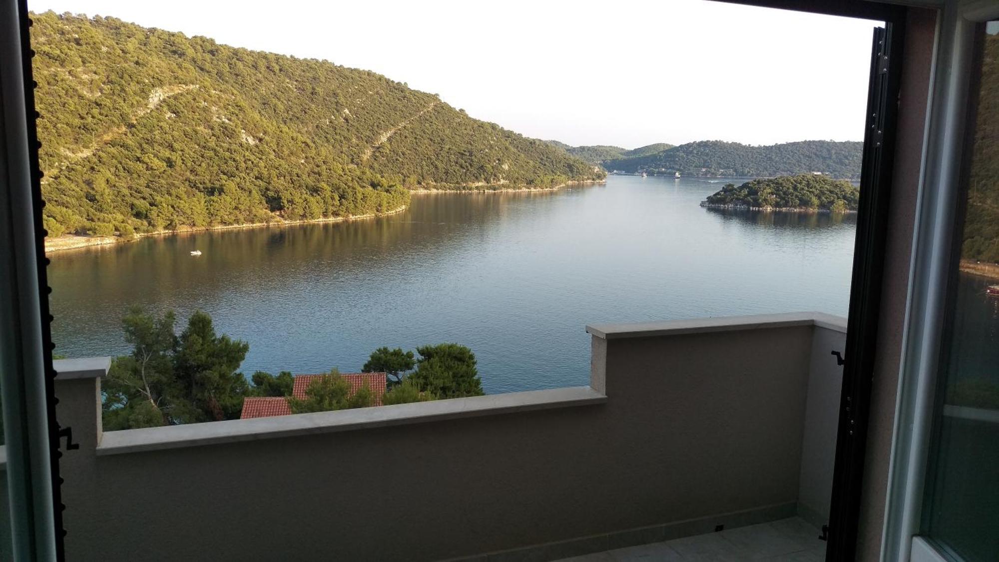 Apartments Ladesta Lastovo Chambre photo