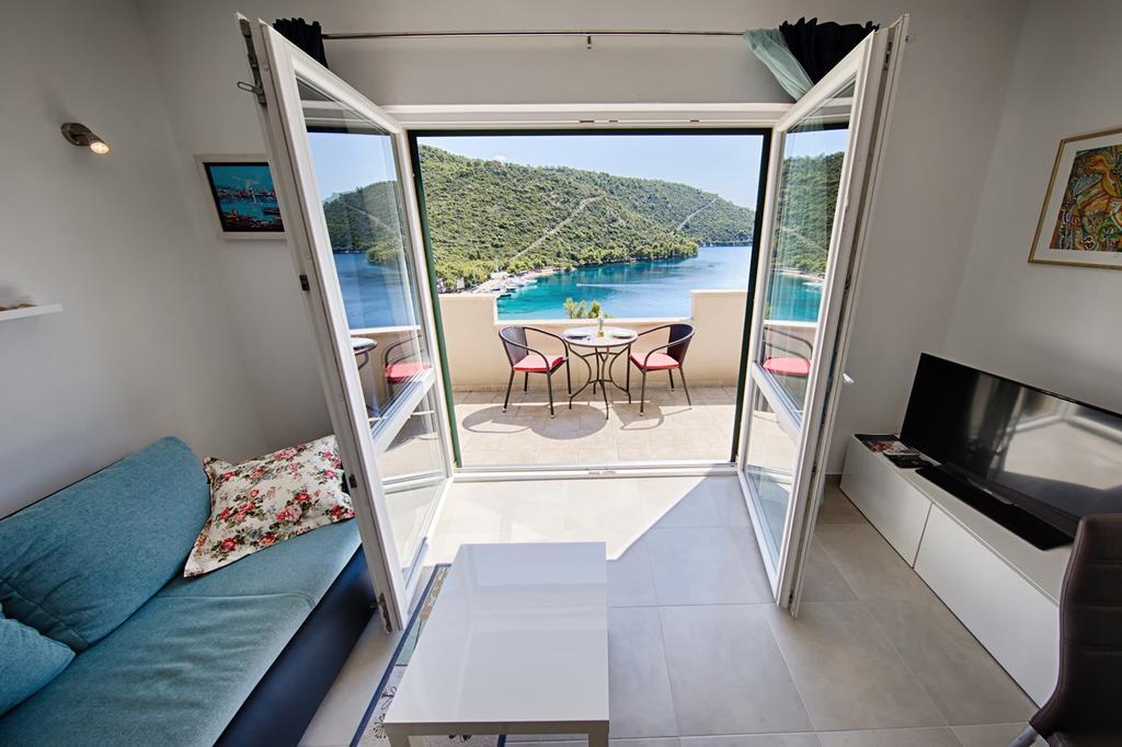 Apartments Ladesta Lastovo Chambre photo