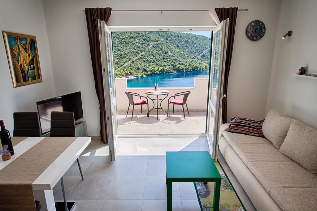 Apartments Ladesta Lastovo Chambre photo