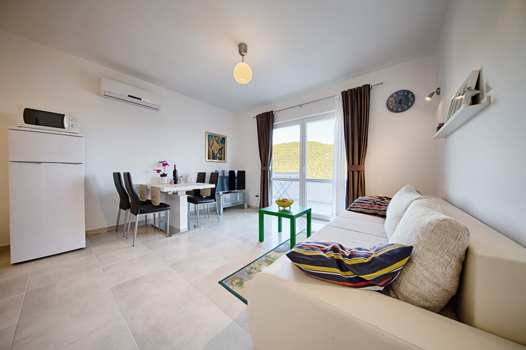 Apartments Ladesta Lastovo Chambre photo
